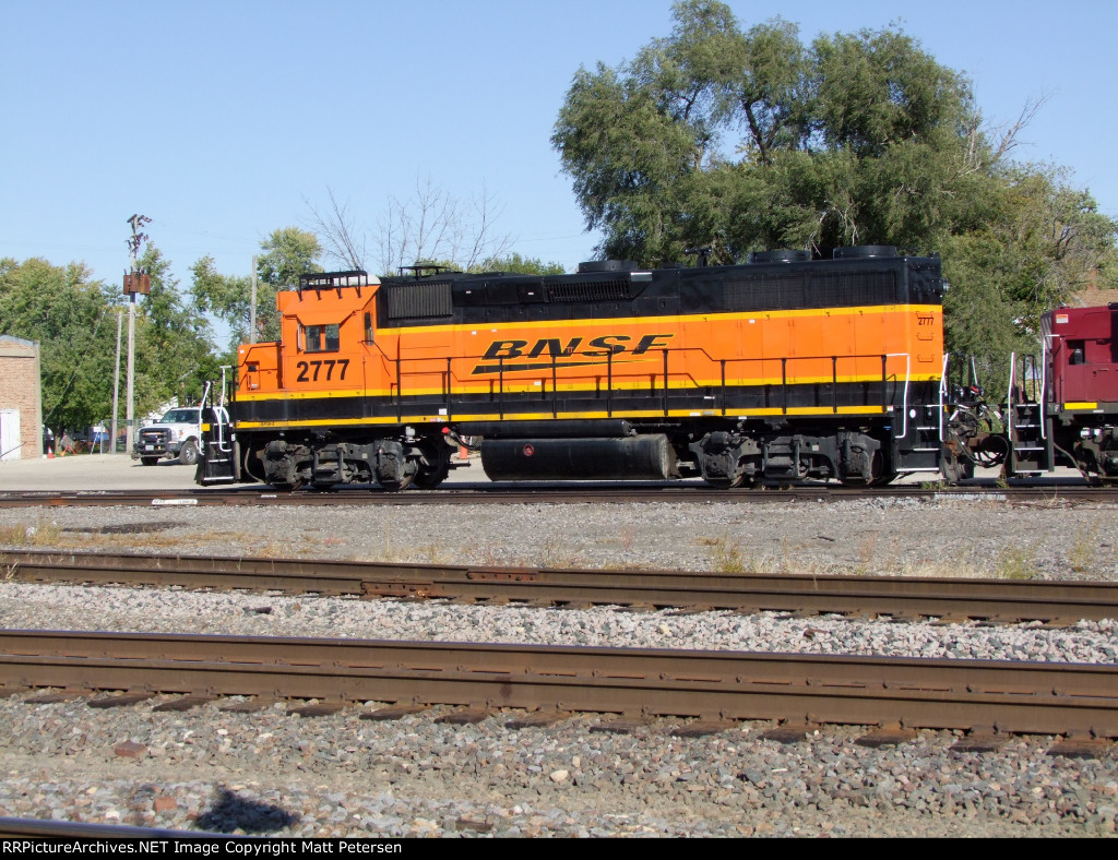 BNSF 2777